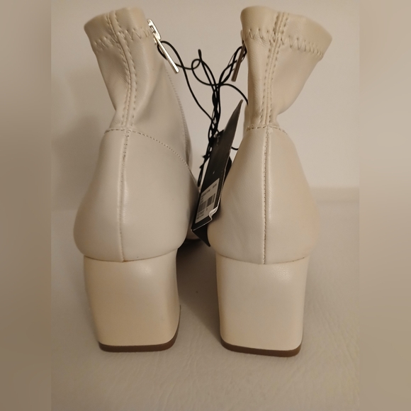 Women's Forever 21 ivory faux leather muss calf length boot Sz8M side zip - Picture 3 of 14